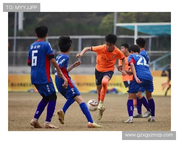 广州足球队的崛起与荣耀揭秘：探寻背后的力量与激情